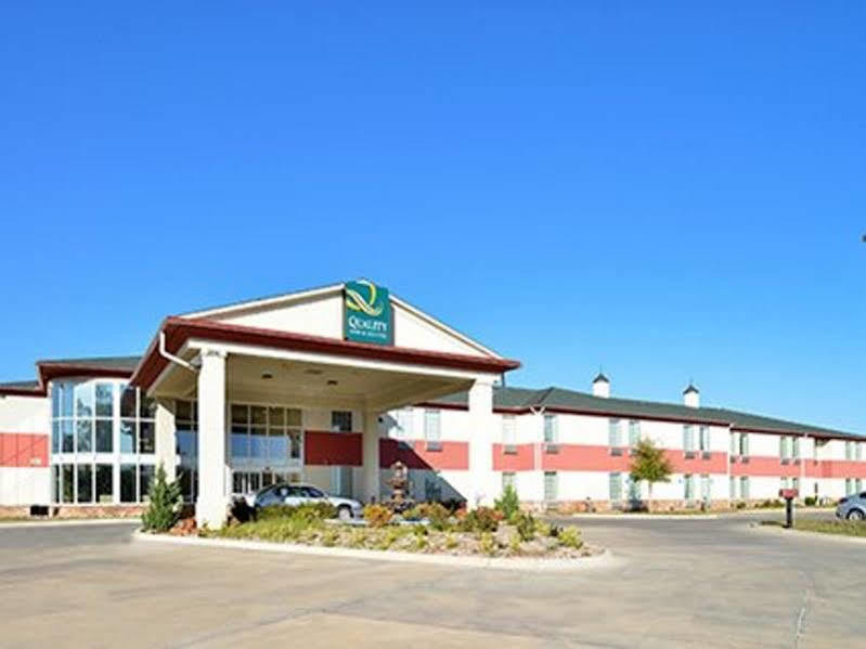 Express Inn & Suites Норман Экстерьер фото